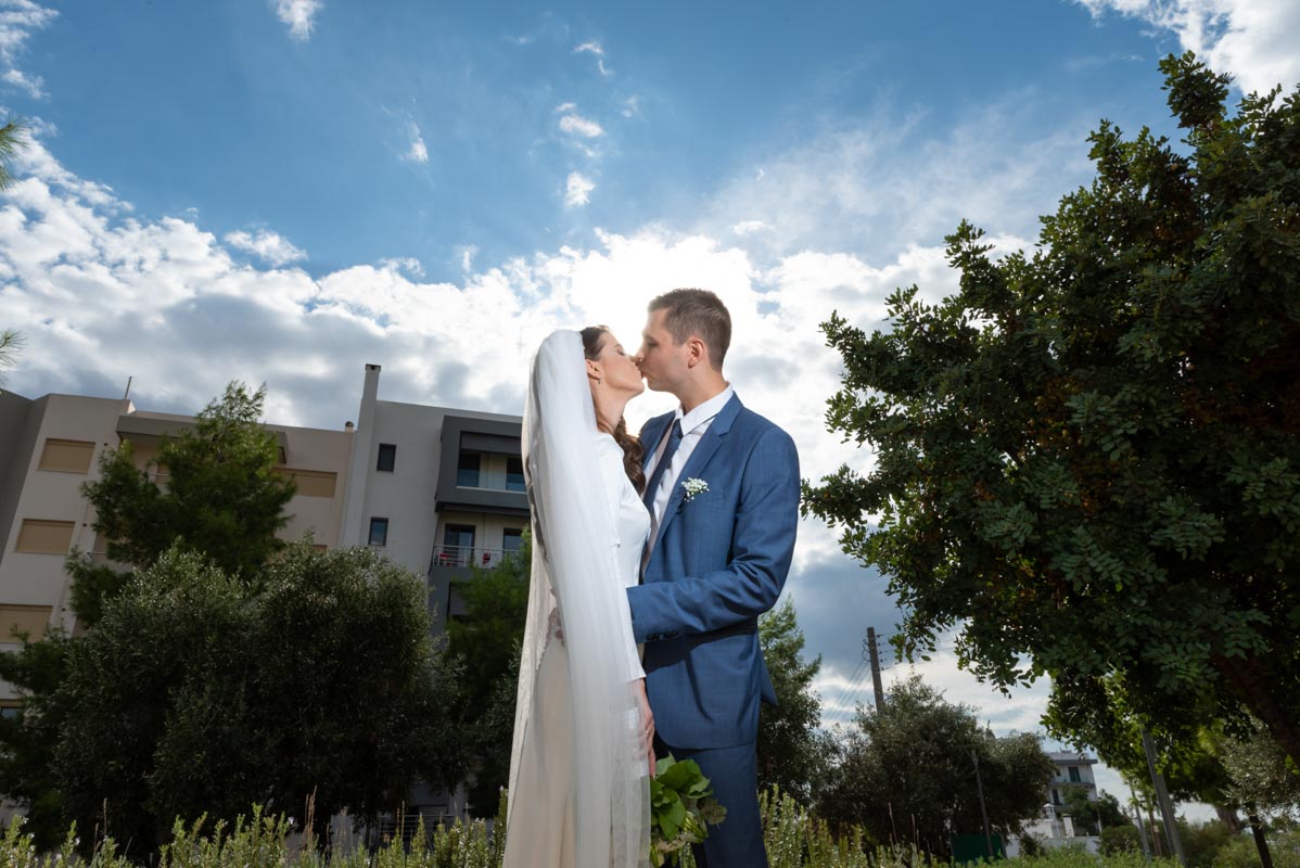 Ηλίας & Βικτώρια - Ελληνικό : Real Wedding by About A Frame